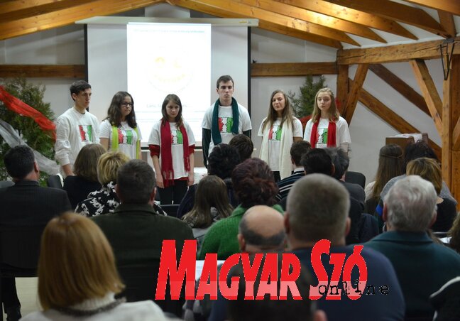 A szavalók (Fotó: Lakatos János)