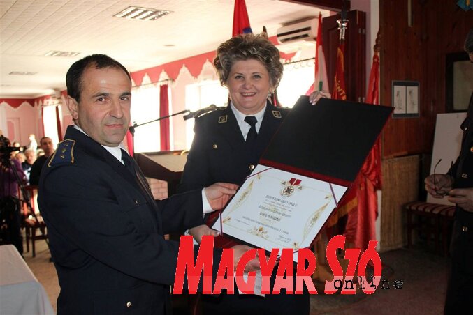 A 140 éves Önkéntes Tűzoltó Egyesület Tomislav Karađorđević I. fokú kitüntetésben részesült, melyet Nagy Simon vett át
