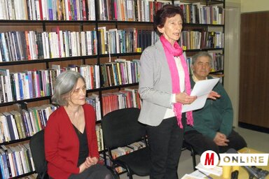 Gruik Ibolya, dr. Hódi Éva és dr. Hódi Sándor a könyvbemutatón (Csincsik Zsolt felvétele)