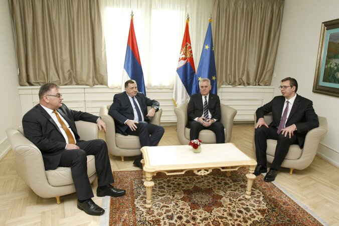 A tárgyalássorozat képviselői (Beta)