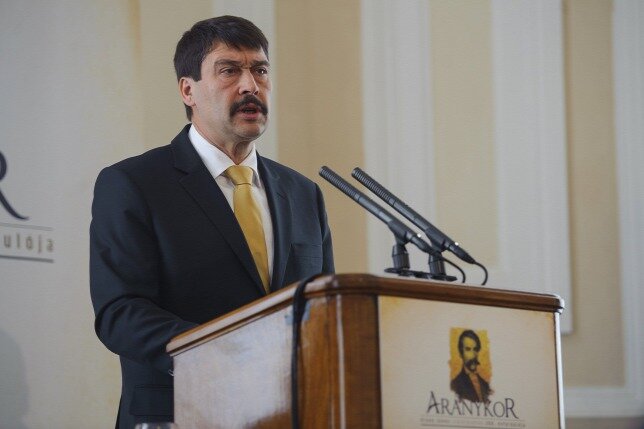Áder  János köztársasági elnök az Arany-emlékév rendezvénysorozatának megnyitóján (Fotó: MTI)