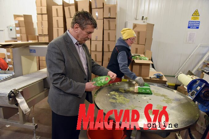 A március a nagyböjt miatt lesz a legjobb hónapjuk, mert ilyenkor még nem kapható friss zöldségféle (Ótos András felvétele) A március a nagyböjt miatt lesz a legjobb hónapjuk, mert ilyenkor még nem kapható friss zöldségféle (Ótos András felvétele)