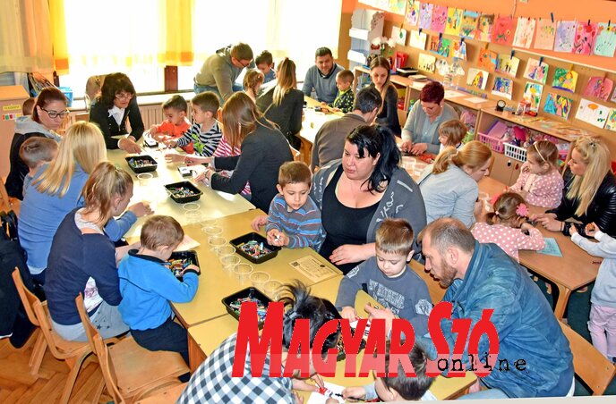 A környezettudatosságra nevelés nagyon fontos (Fotó: Gergely Árpád) A környezettudatosságra nevelés nagyon fontos (Fotó: Gergely Árpád)