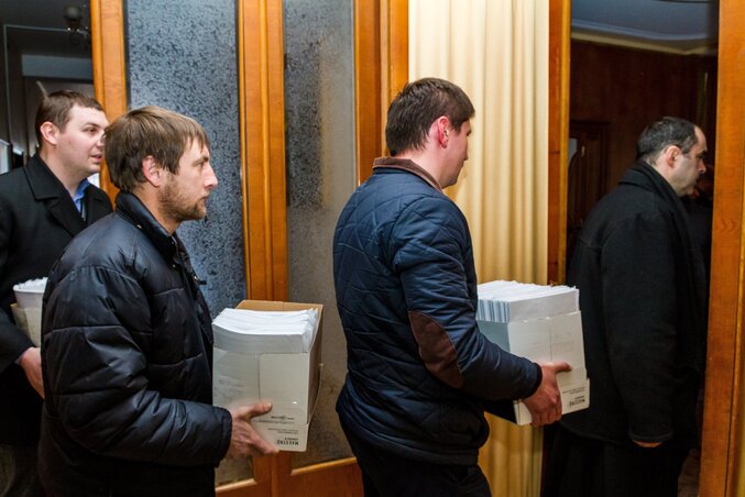 Hatvanötezer aláírás gyűlt össze (Fotó: MTI)