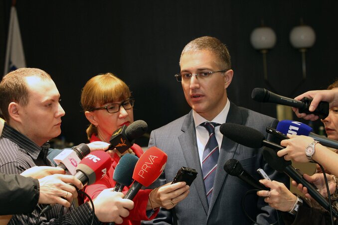 Nebojša Stefanović: Szerbia kész arra, hogy a kábítószer-kereskedelem elleni küzdelemben a régió támasztéka legyen (Beta) Nebojša Stefanović: Szerbia kész arra, hogy a kábítószer-kereskedelem elleni küzdelemben a régió támasztéka legyen (Beta)