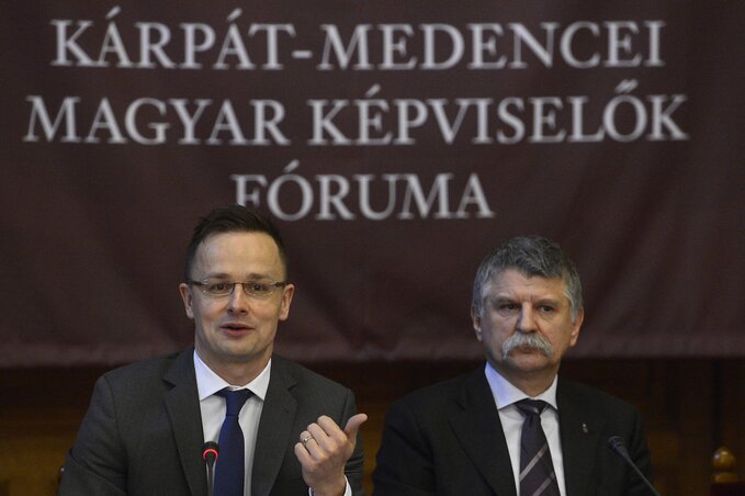 Szijjártó Péter és Kövér László (Fotó: MTI) Szijjártó Péter és Kövér László (Fotó: MTI)