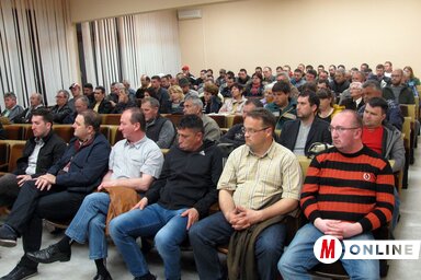 Nagy volt az érdeklődés a lakossági fórumon (kép: Kecskés István)