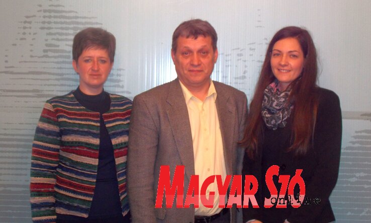 Jerasz Anikó, Perpauer Attila és Madarász Judit pszichológus, a programban részt vevő egyik szakmunkatárs (Horváth Zsolt felvétele) Jerasz Anikó, Perpauer Attila és Madarász Judit pszichológus, a programban részt vevő egyik szakmunkatárs (Horváth Zsolt felvétele)