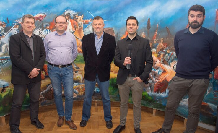 Perpauer Attila, Hugyik Richárd, Kosiczky András, Laskovity Kornél és Raško Ramadanski (Herédi Krisztián felvétele) Perpauer Attila, Hugyik Richárd, Kosiczky András, Laskovity Kornél és Raško Ramadanski (Herédi Krisztián felvétele)