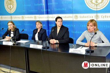 A sajtótájékoztatón dr. Jasmina Knežević, dr. Nadežda Rodić, Nataša Aleksić és dr. Nataša Čamprag Sabo (Fotó: Gergely Árpád)