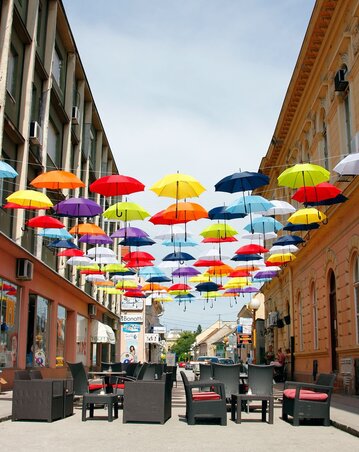 A tavalyi utcadekoráció… (Fotó: Fekete J. József)