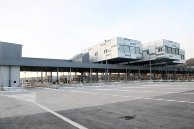 Az eddigi 15 helyett 23 sáv fogadja az autósokat (Fotó: Beta)