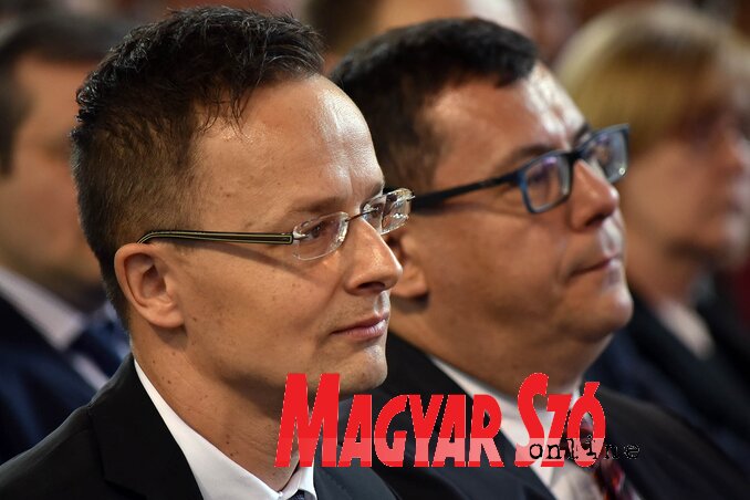 Szijjártó Péter és Pintér Attila (Ótos András felvétele) Szijjártó Péter és Pintér Attila (Ótos András felvétele)