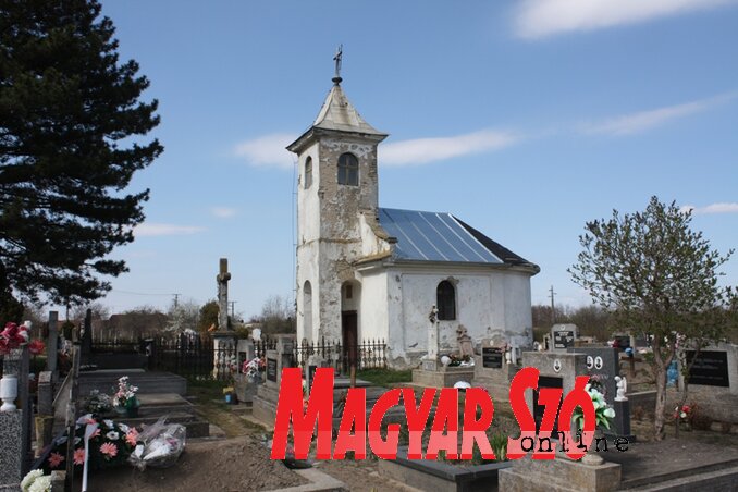 A katolikus temető kápolnája A katolikus temető kápolnája