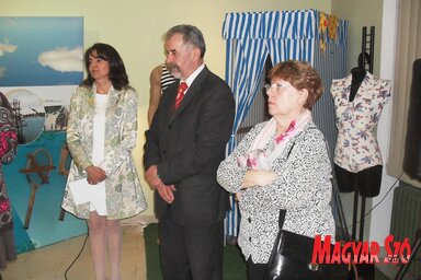 Milkica Popović, dr. Drago Njegovan és dr. Ózer Ágnes a kiállításmegnyitón