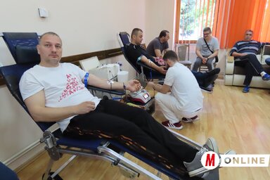Ada községben általában 35 ember vesz részt egy-egy véradó napon (illusztráció)