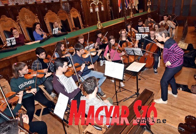 A tegnapi közös próbán