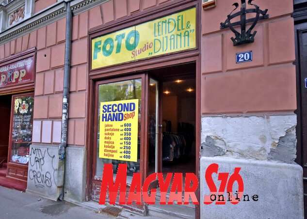 Sorra nyílnak meg a használtruha-boltok a városban (Fotó: Gergely Árpád)