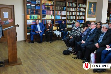 Zubánics beszél a politikum és a sajtó viszonyáról (Fotó: Ótos András)