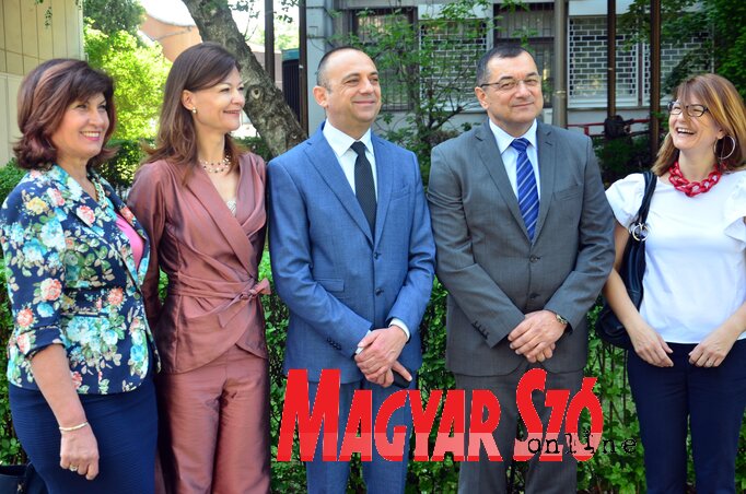 Munka jellegű látogatóban a Természettudományi–Matematikai Karon Munka jellegű látogatóban a Természettudományi–Matematikai Karon