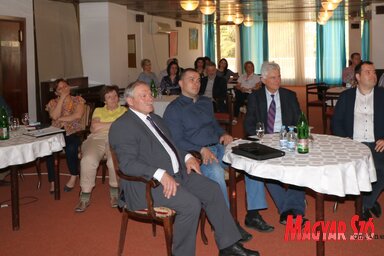 Mintegy százan voltak kíváncsiak a rendezvényre (Puskás Károly felvétele)