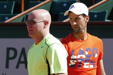 A két új segítség: Agassi és a Lacoste