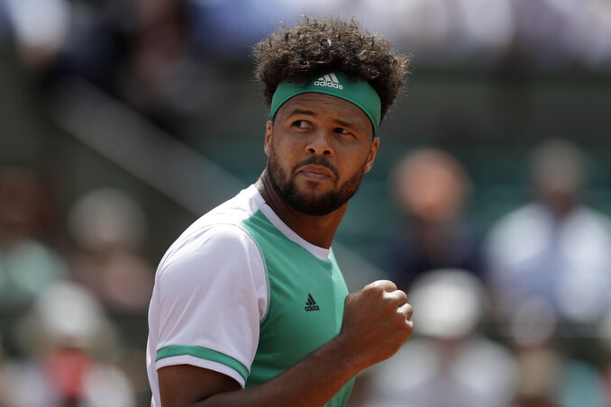 Jo-Wilfried Tsonga személyében a legjobban sorolt francia távozott a Roland Garrosról