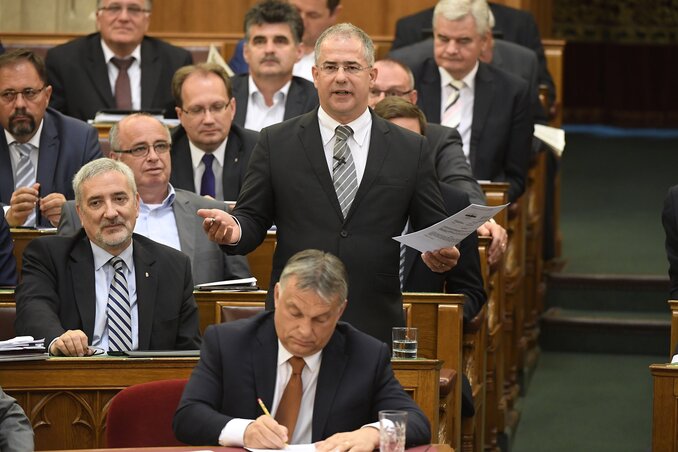 Kósa Lajos: A törvénybe több ponton is beépítették a Velencei Bizottság javaslatait (Fotó: MTI)