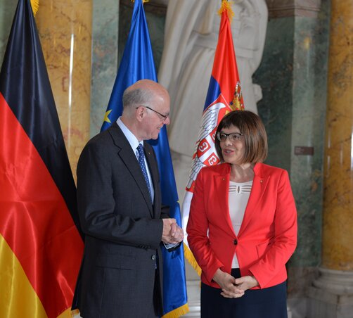 A Bundestag elnökét fogadta Maja Gojković házelnök is (Fotó: Beta)
