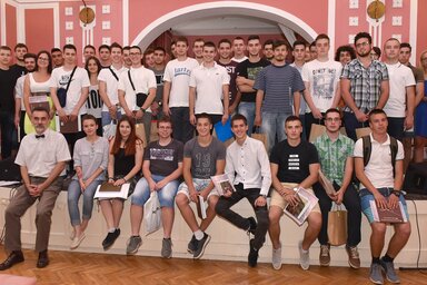 A díjazott diákok együtt (Fotó: Ótos András)