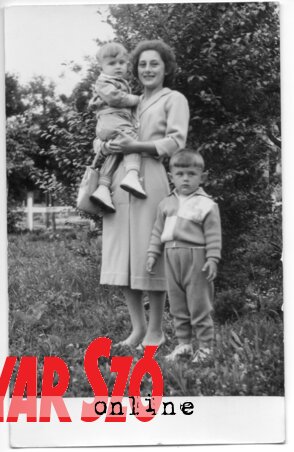 Márton (Kocsis) Gizella a gyerekekkel, Tibivel és Zolival Márton (Kocsis) Gizella a gyerekekkel, Tibivel és Zolival