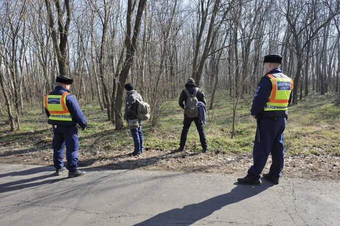 A héten 134 és 280 között volt a naponta regisztrált illegális határátlépők száma ezen a határszakaszon (MTI fotó)