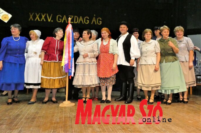 A győztes ludasi és palicsi csapat (Fotó: Horváth Zsolt) A győztes ludasi és palicsi csapat (Fotó: Horváth Zsolt)