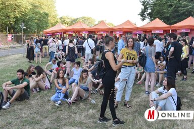 Legtöbben a Las Vegas-i Killers rockegyüttes fellépésére voltak kíváncsiak (Ótos András felvétele)