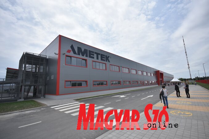 Ametek, a legutóbb megnyílt gyár Ametek, a legutóbb megnyílt gyár