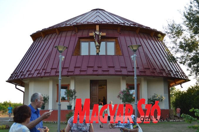 A Szent Család templom (Fotó: Korsós Brigitta)