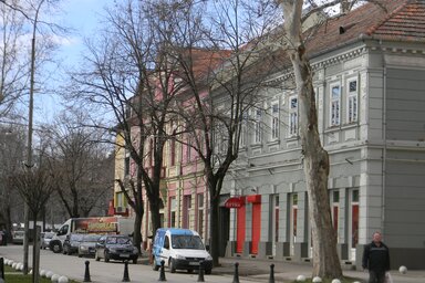 A helybelieknek ingyenes lesz a parkolás Nagyboldogasszony idején (Fotó: Fehér Rózsa)