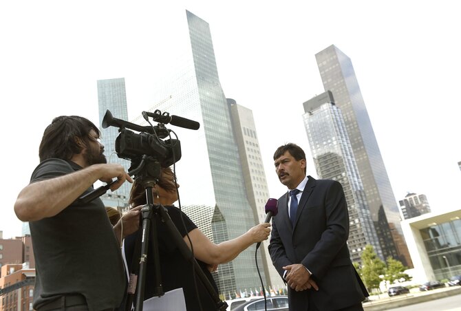 Áder János a klímavédelem kapcsán nyilatkozik New Yorkban, miután részt vett az ENSZ vízzel és természeti katasztrófák csökkentésével foglalkozó, július 20-ai ülésén (Fotó: MTI)