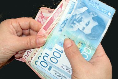 Az átlagos fogyasztói kosár értéke júliusban 64 824 dinár volt, ugyanakkor a júliusi átlagbér 44 182 dinárt tett ki (Fotó: Dávid Csilla)