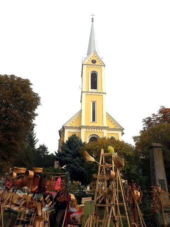 A Magyarok Nagyasszonya plébániatemplom búcsú napján (Fotó: Fekete J. József)