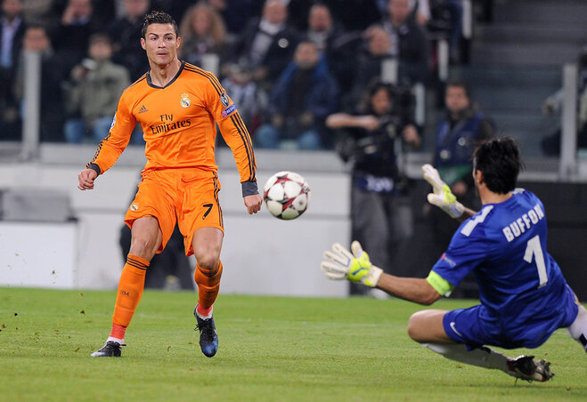 Cristiano Ronaldo egy naptári évben eddig 14-szer volt eredményes a Bajnokok Ligájában (Fotó: Beta) Cristiano Ronaldo egy naptári évben eddig 14-szer volt eredményes a Bajnokok Ligájában (Fotó: Beta)
