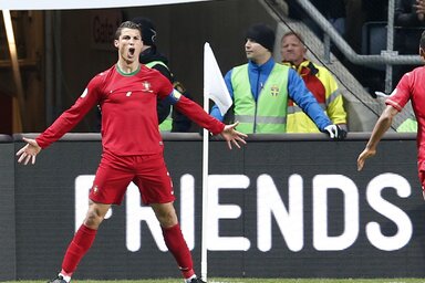 A Svédország–Portugália párharc során az utóbbi együttes valamennyi gólját Cristiano Ronaldo lőtte (Fotó: Beta)