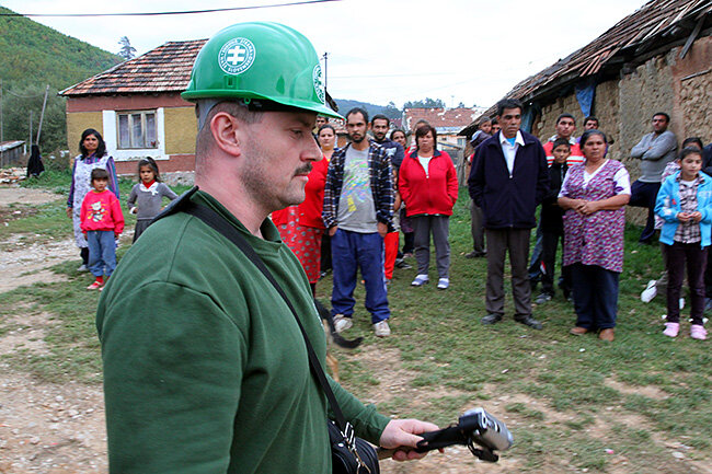 Kotleba felszámoltat egy cigánytelepet (MTI Fotó: Vajda János)