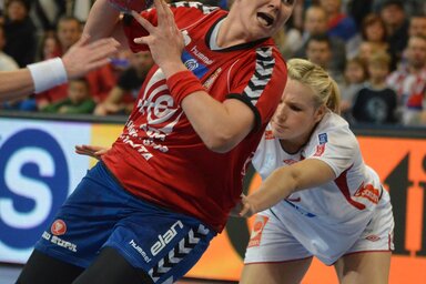 A beállós Dragana Cvijić élete meccsét játszotta a norvégok ellen (Fotó: Ótos András)