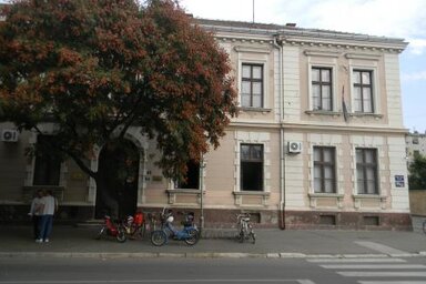 A bíróság Fő utcai épületében kapott helyet az Alapfokú Ügyészség is (Fotó: Fehér Rózsa)