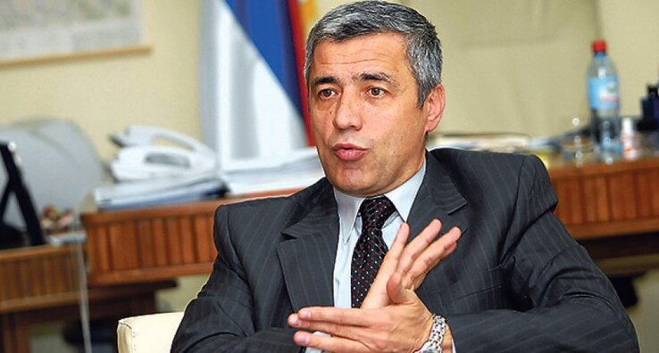 A volt államtitkárt háborús bűncselekmények elkövetésével gyanúsítják