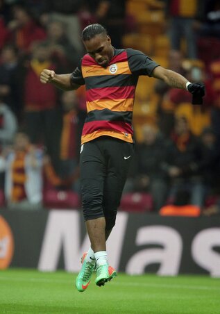 Didier Drogba 341 meccsen 157 gól szerzett a Chelsea színeiben, de ma a londoni csapat ellen lép pályára (fotó: Beta)