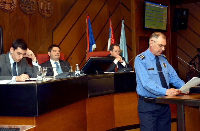 Stevan Jarić újvidéki rendőrfőnök beszámolót tart a városi közbiztonságról (Fotó:  Dávid Csilla)