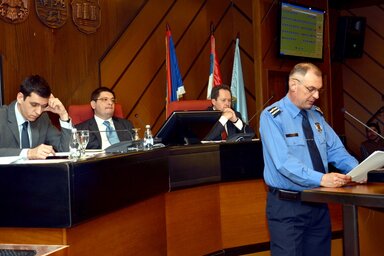 Stevan Jarić újvidéki rendőrfőnök beszámolót tart a városi közbiztonságról (Fotó:  Dávid Csilla)