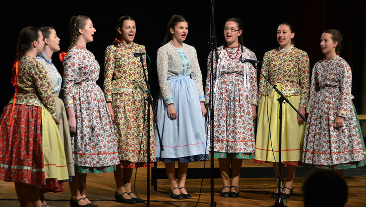 A szabadkai Talentum Tehetséggondozó Művészeti Egyesület énekcsoportja Szabolcsi népdalokat adott elő A szabadkai Talentum Tehetséggondozó Művészeti Egyesület énekcsoportja Szabolcsi népdalokat adott elő